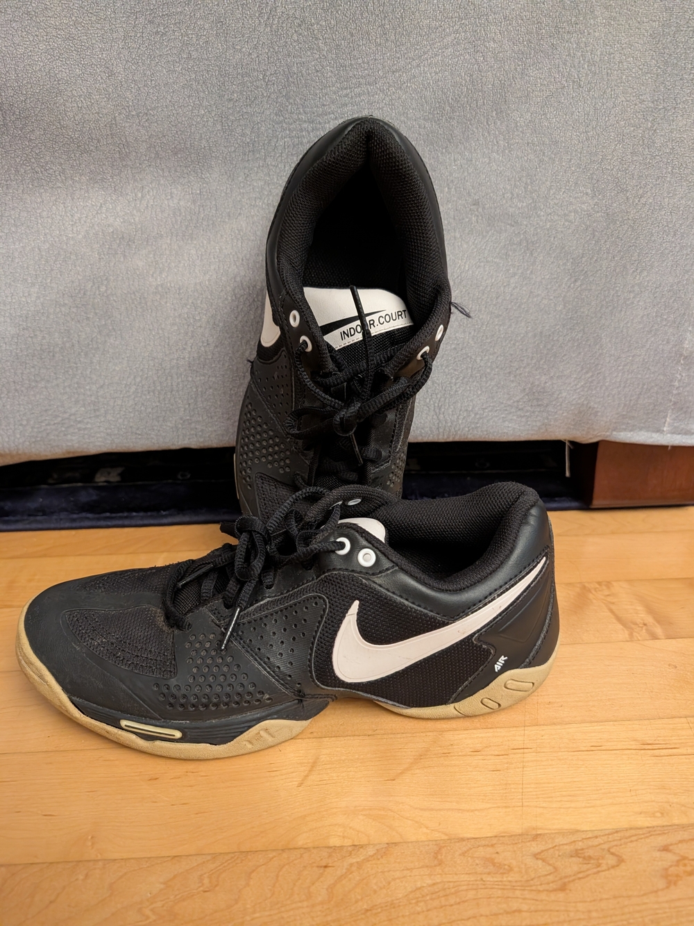 Nike Men’s Black and White Indoor Court Athletic Shoes